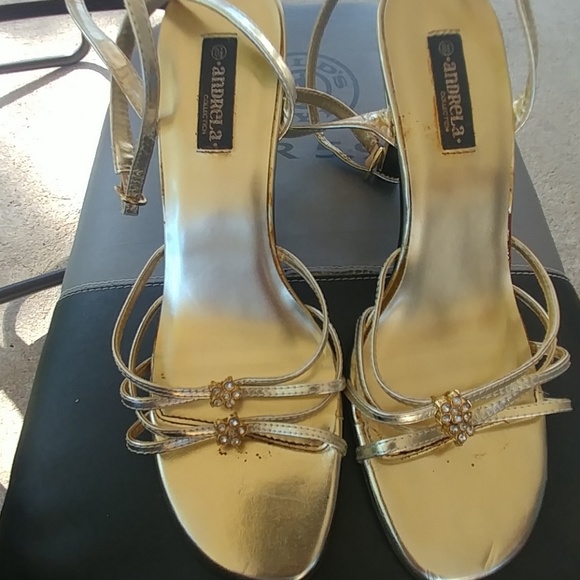 High heels - Picture 3 of 4